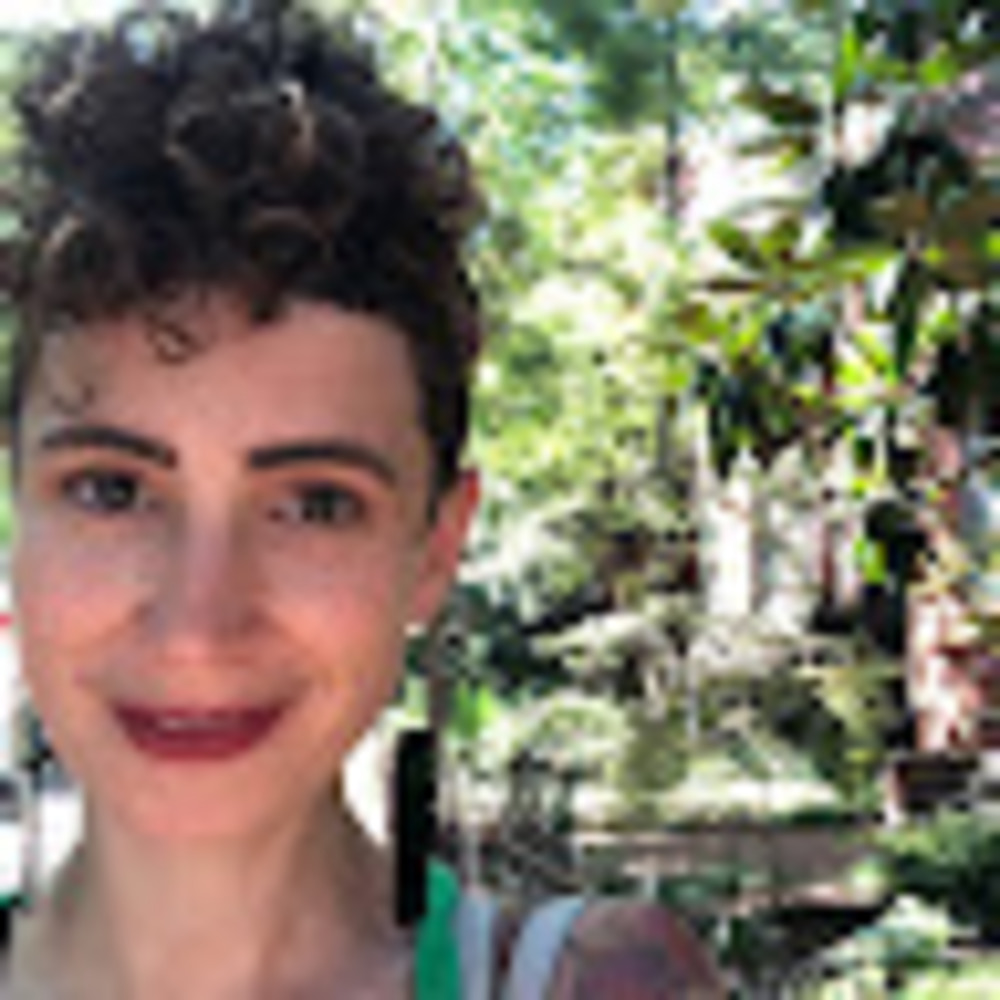 Meet your Posher, Nikole